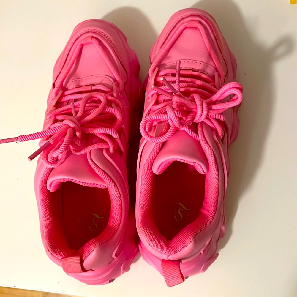 Pink Stylish Gym Shoes